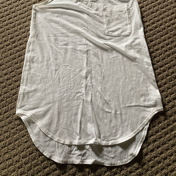 Lululemon white tank | size unknown - Picture 4 of 4